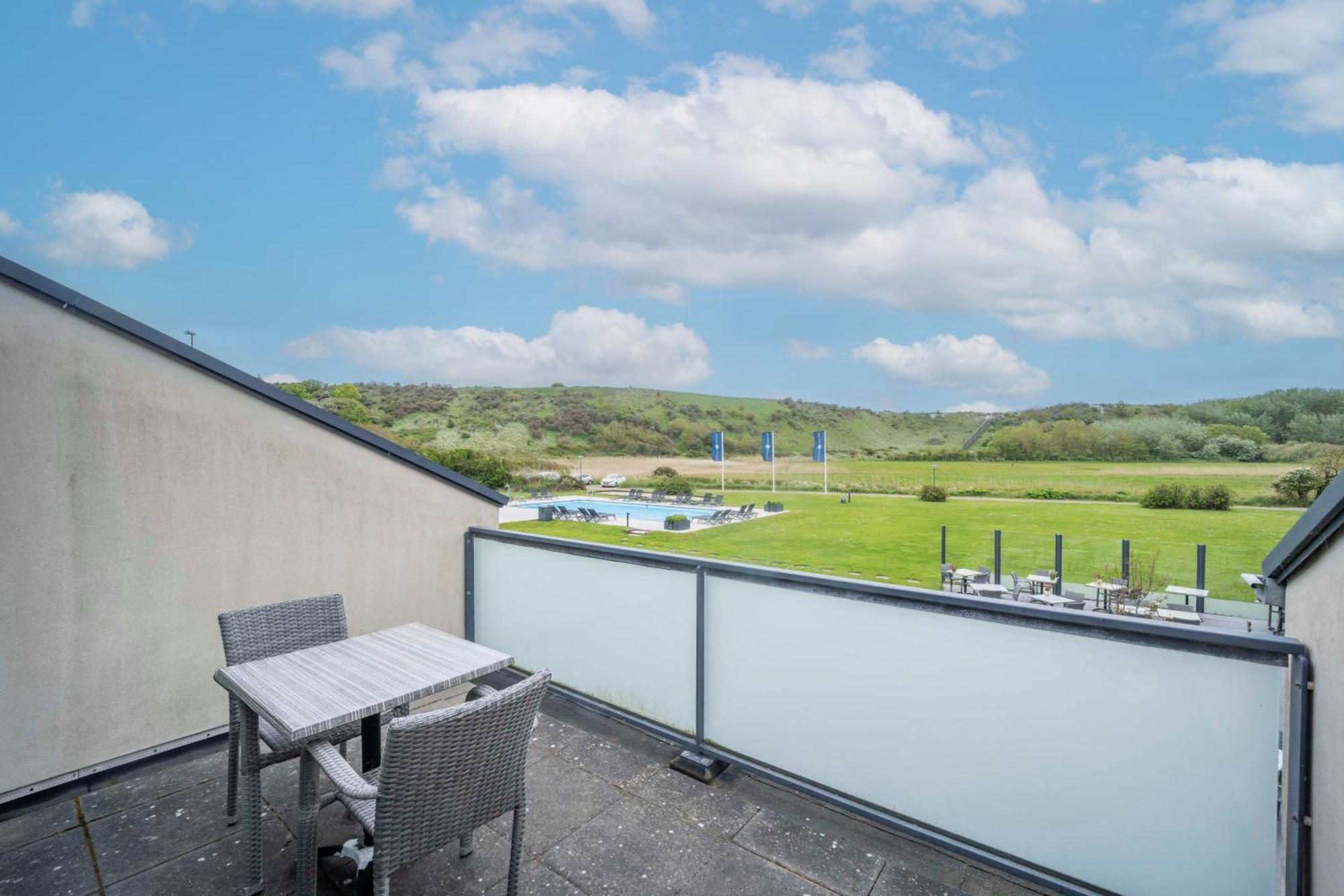 Fletcher Zuiderduin Beachhotel Westkapelle Exterior foto
