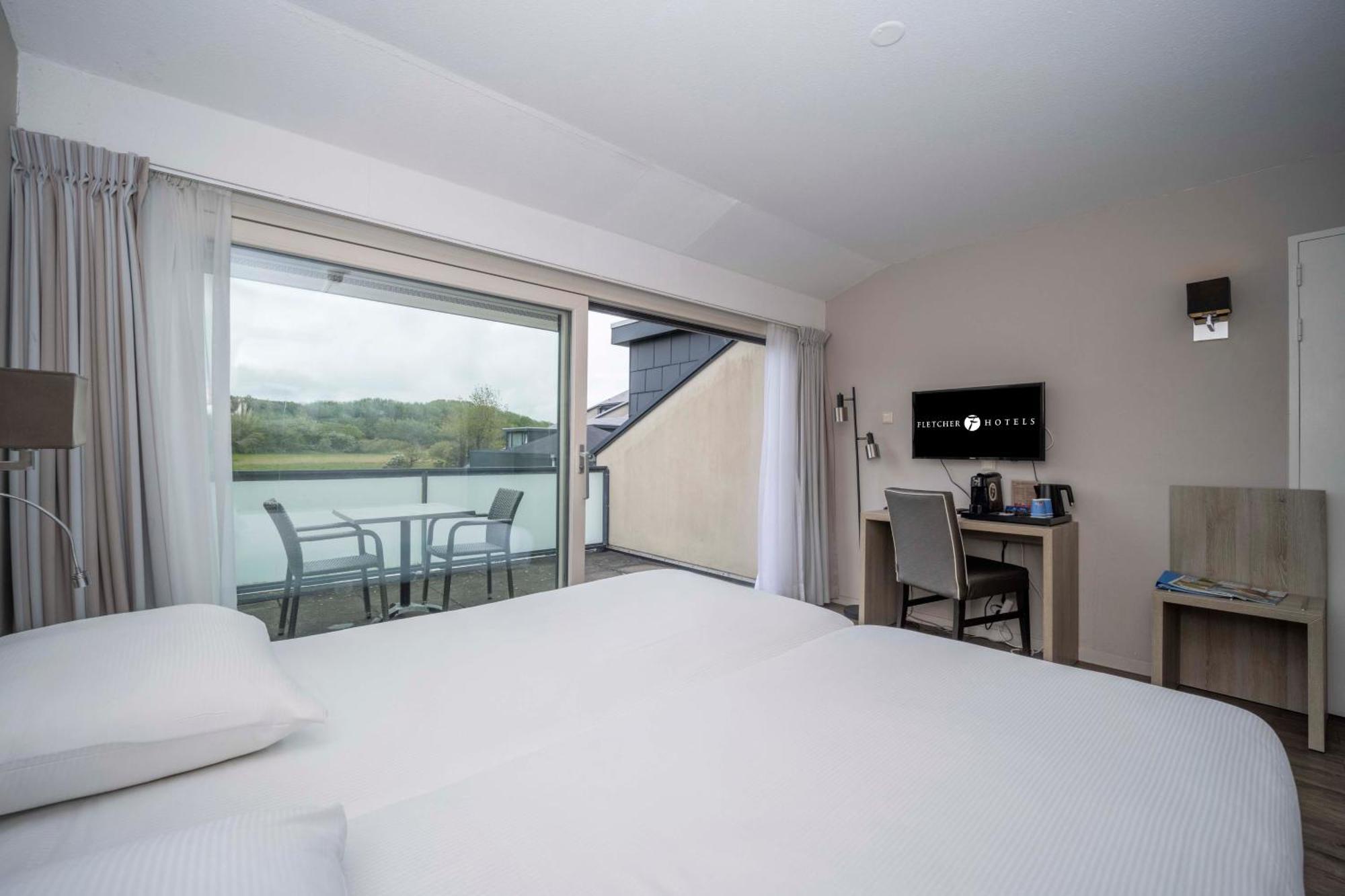 Fletcher Zuiderduin Beachhotel Westkapelle Exterior foto